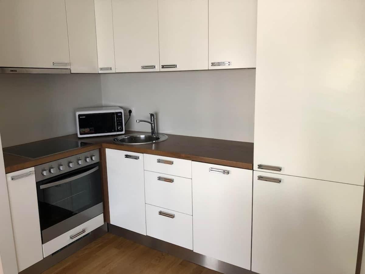 Modern One Bedroom Flat With Sunset Views, Self Check-In Пярну Екстериор снимка