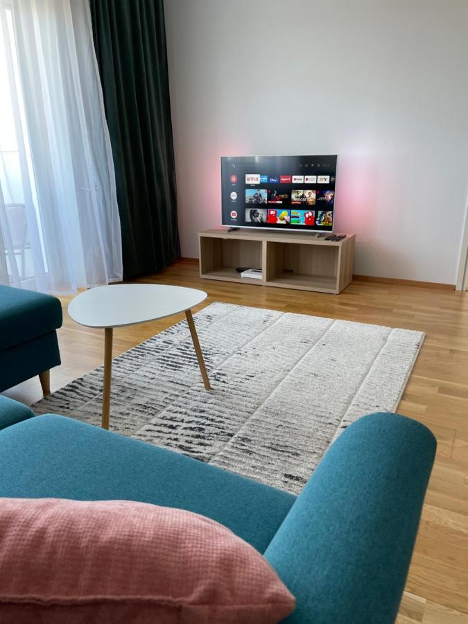 Modern One Bedroom Flat With Sunset Views, Self Check-In Пярну Екстериор снимка